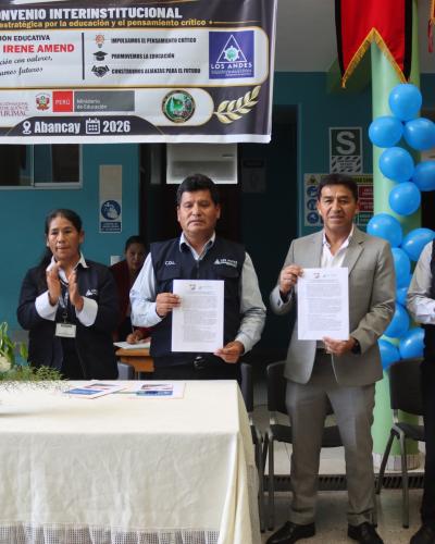 COOPERATIVA LOS ANDES IMPULSA TORNEO DE DEBATE ESCOLAR EN ABANCAY