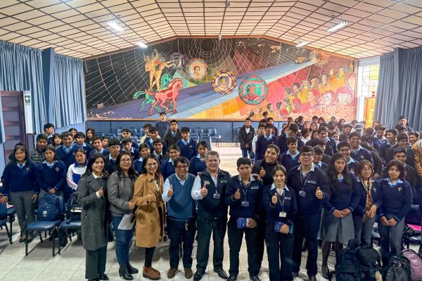 Cooperativa Los Andes capacita a más de 250 estudiantes en Urubamba