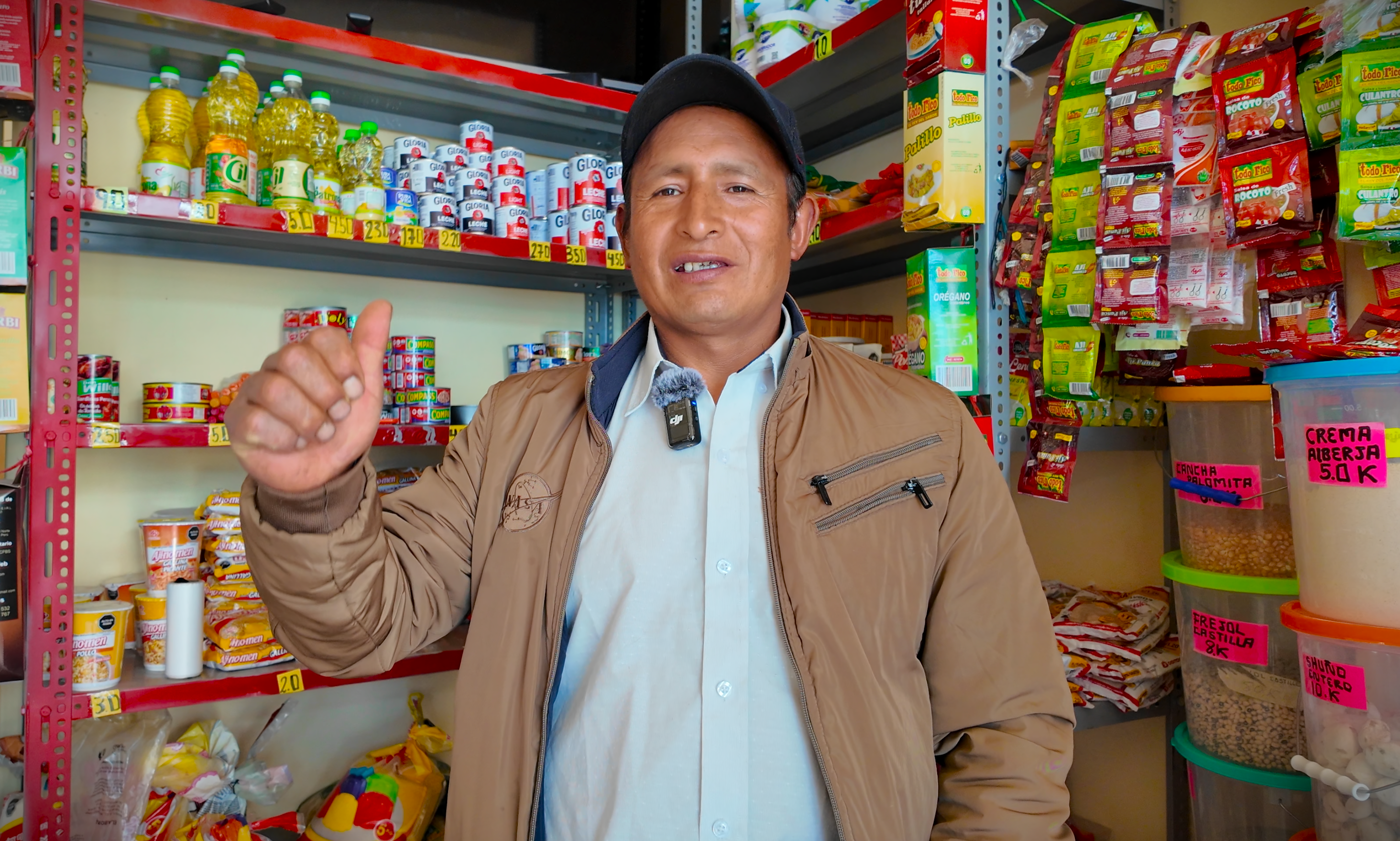 Socio emprendedor con agente Kaypi